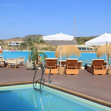 Al4-2025 - - Alcazaba Lagoon Estepona