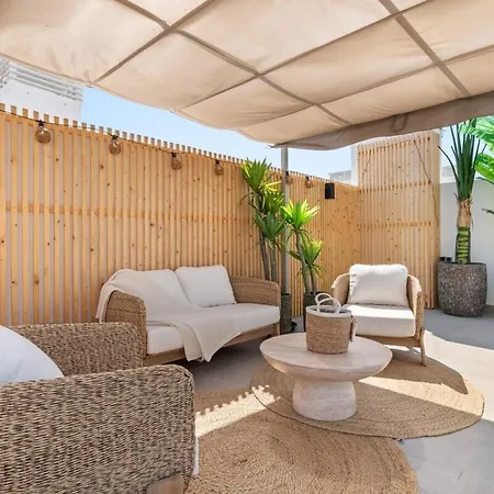 Al4-2025 - - Alcazaba Lagoon * Estepona