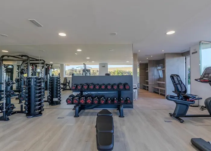 Al4-2025 - - Alcazaba Lagoon Apartment *