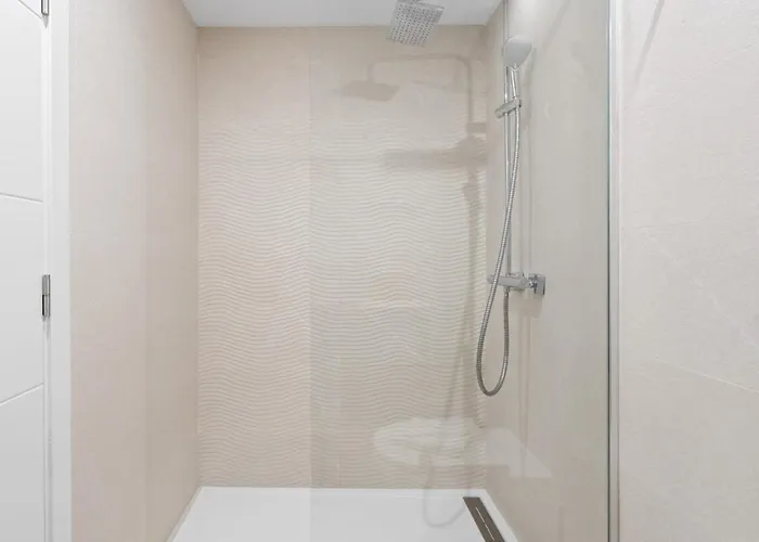 Al4-2025 - - Alcazaba Lagoon *