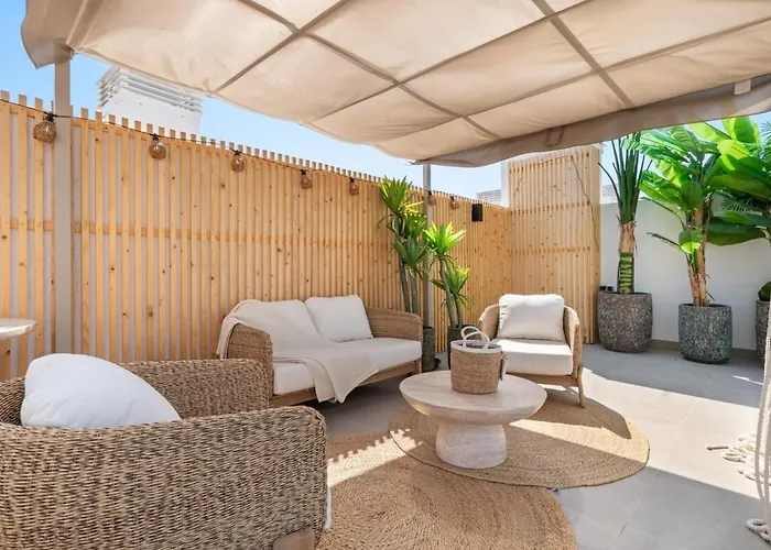 Al4-2025 - - Alcazaba Lagoon * Estepona